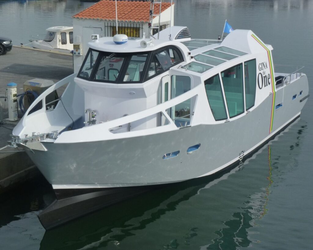 Gina The One — transport de passagers